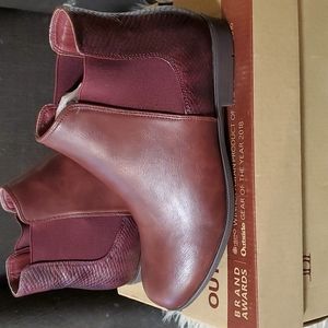 Women Chelsea Booties
